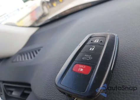 2024 Toyota Rav4 Hybrid Xle z USA, uszkodzony, nr VIN 4T3RWRFV4RU145984